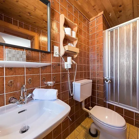 Haus Gollas Casa de hóspedes 3*